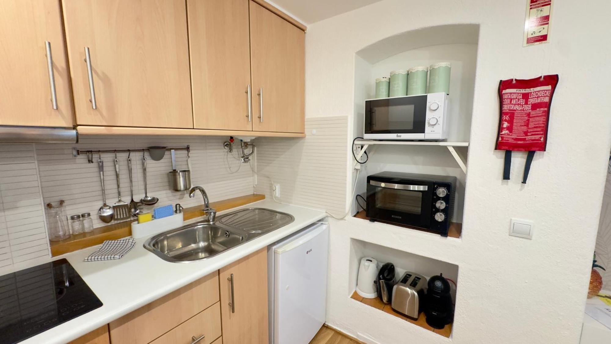 Cozy And Stylish Studio Apt Just 800M From The Beach - New On Booking! Albufeira Exterior photo